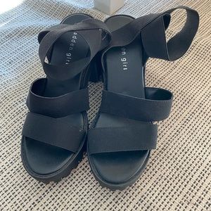 Steve Madden Chunky Platform Heel Sandals